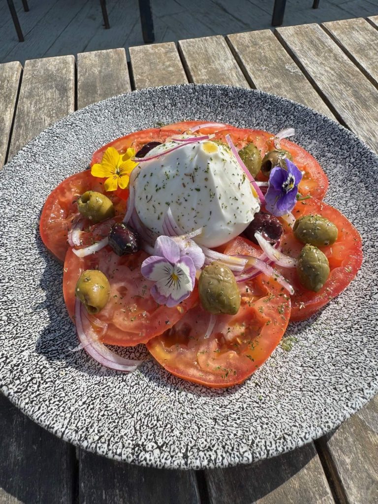 Burrata salad